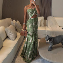 Load image into Gallery viewer, Spring Summer Halterneck Printed Pleated Dress Casual Loose Vacation Dress
