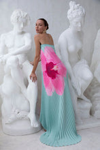 Load image into Gallery viewer, Summer Women Pleated Printed Backless Tube Top Large Swing Dress

