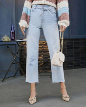 Load image into Gallery viewer, Women Casual High Waist Lace up Washed Straight Jeans
