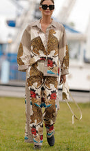 Load image into Gallery viewer, Autumn Winter Long Sleeved Casual Vacation Two Piece Set Loose Printed Pocket Solid Suit
