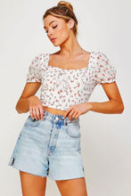 Load image into Gallery viewer, Cupped Short Sleeves Crop Top - soleilfashion
